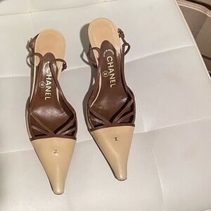 Chanel classic slingback pump